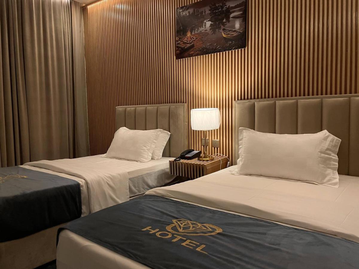 Crystal Blue Hotel Rebiğ Dış mekan fotoğraf