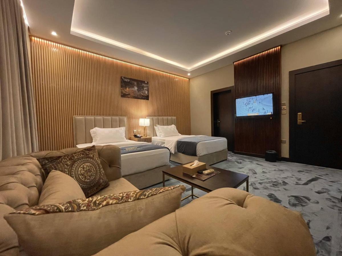 Crystal Blue Hotel Rebiğ Dış mekan fotoğraf