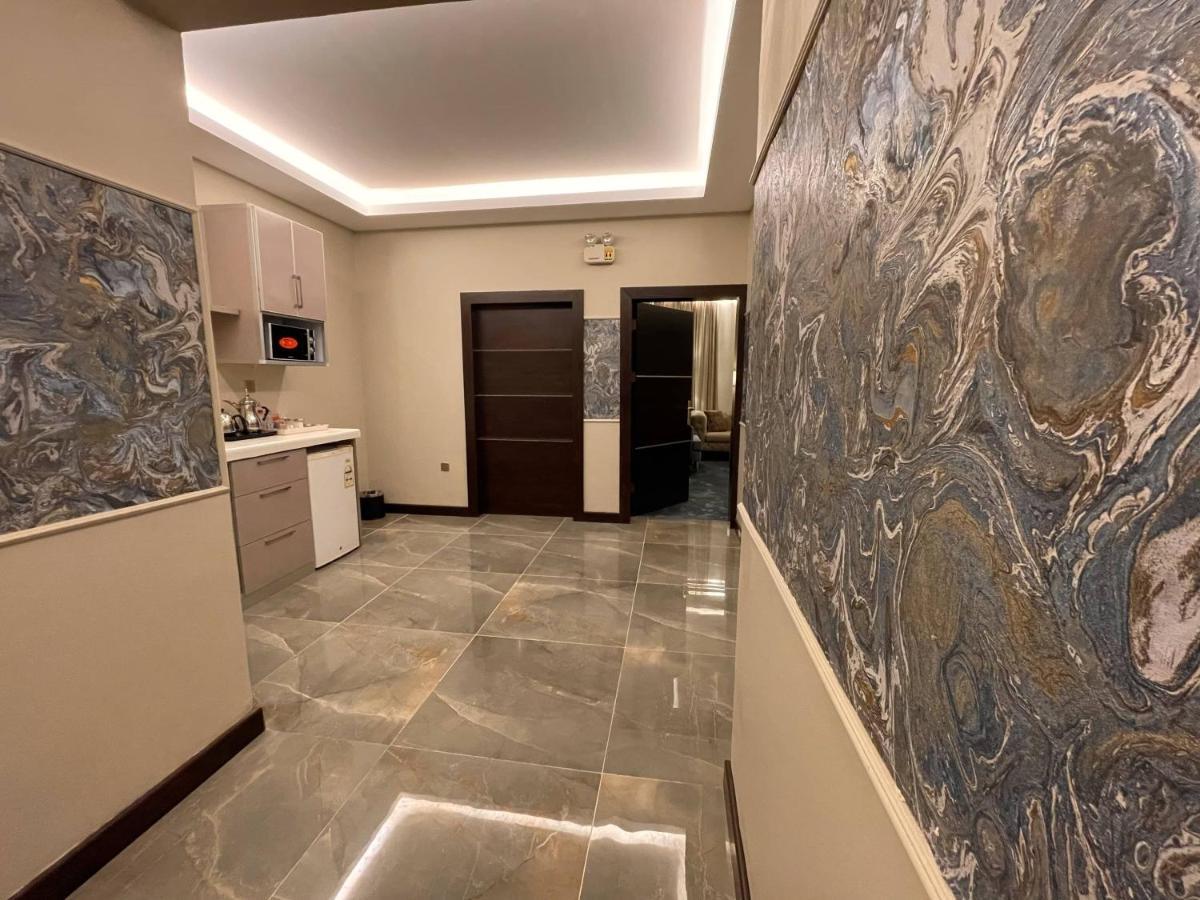 Crystal Blue Hotel Rebiğ Dış mekan fotoğraf