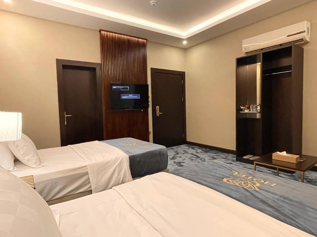 Crystal Blue Hotel Rebiğ Dış mekan fotoğraf